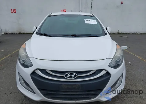 2014 Hyundai Elantra Gt z USA, uszkodzony, nr VIN KMHD35LH8EU173641